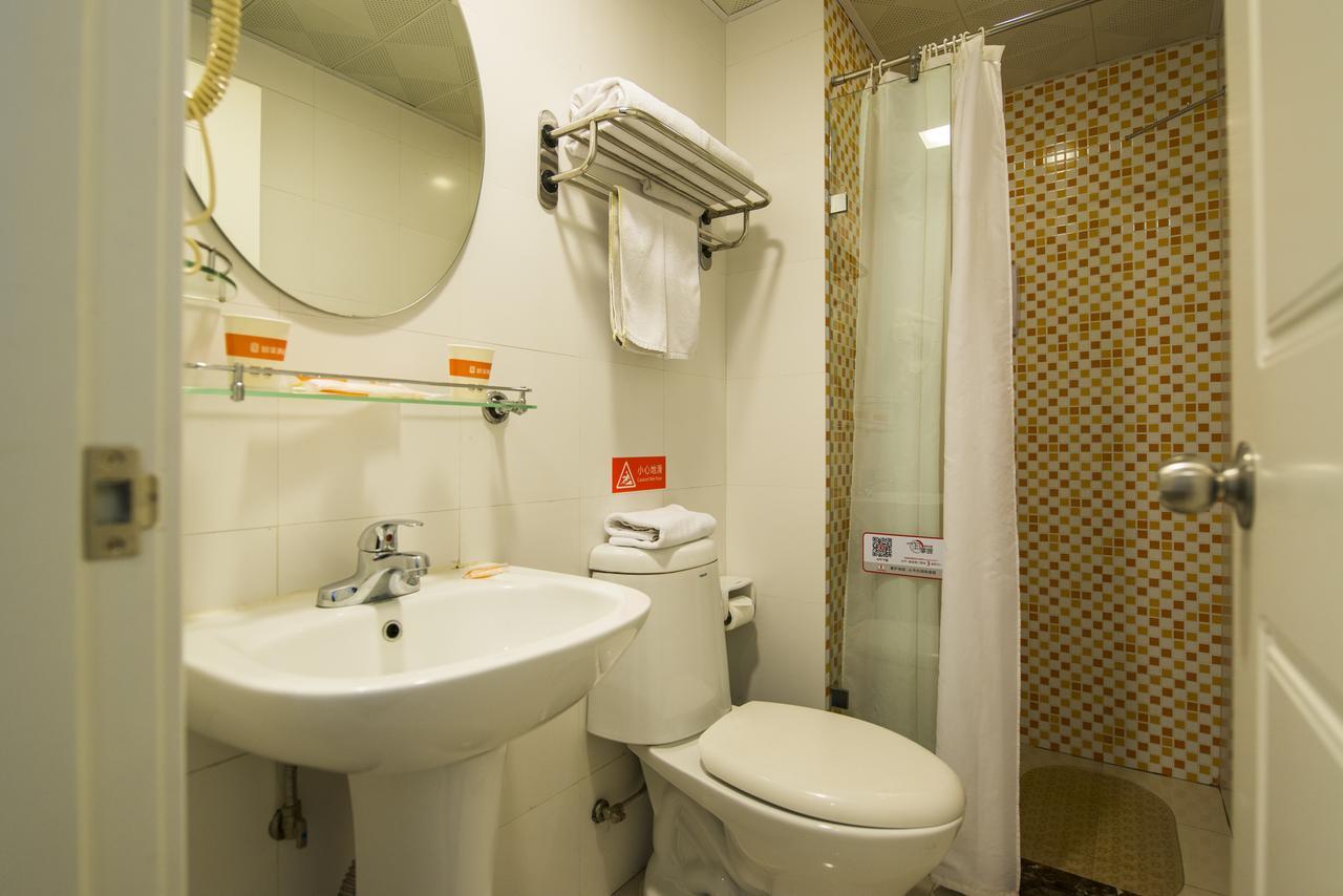 Home Inn Dalian Xinghai Bay Wuyi Road Nansha Street Bagian luar foto