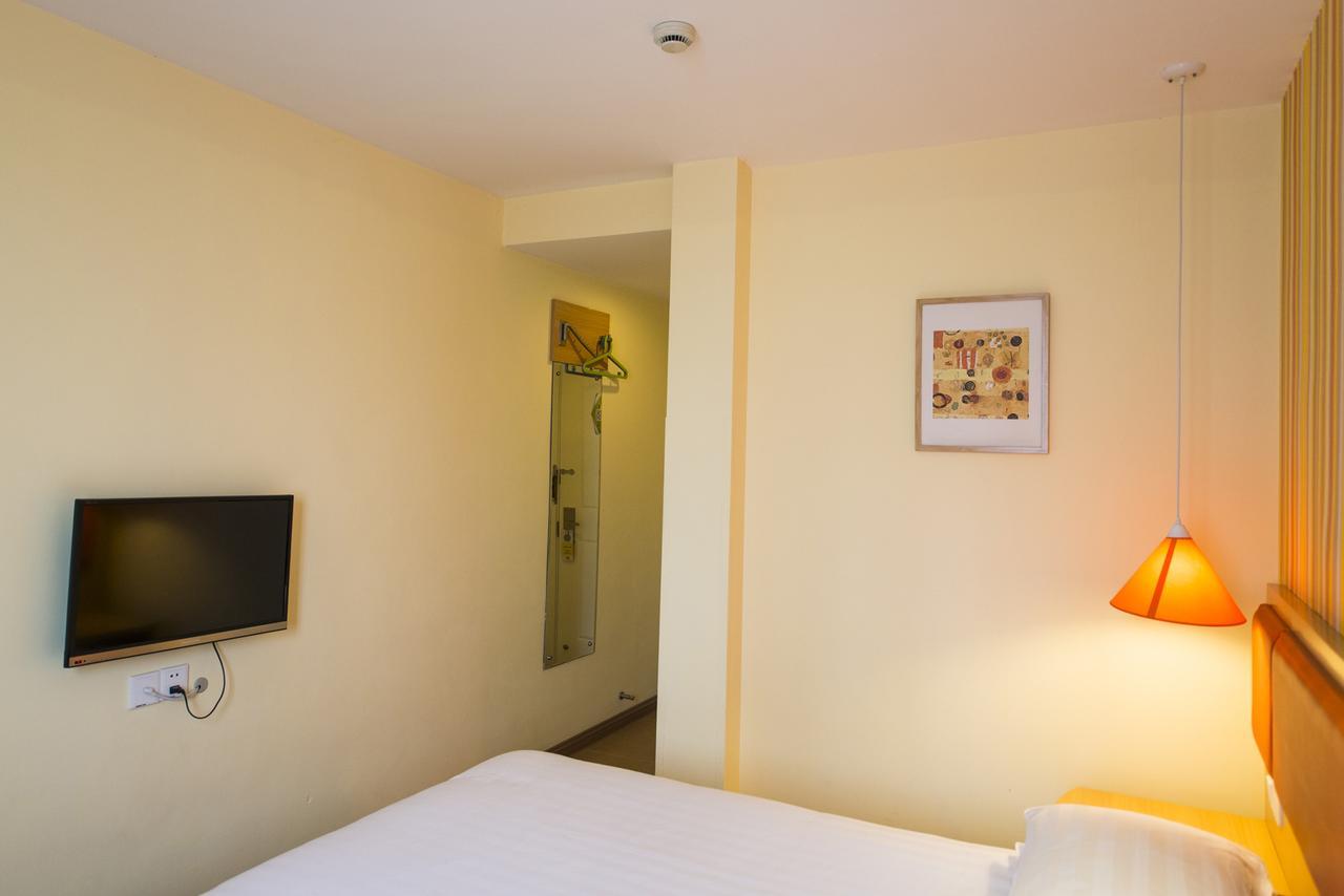 Home Inn Dalian Xinghai Bay Wuyi Road Nansha Street Bagian luar foto